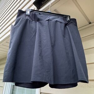Black Athletic Skort by smartwool new with tags